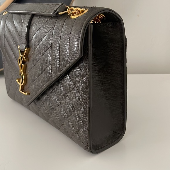 SOLD Saint Laurent YSL Triquilt Envelope Bag Medium - Picture 3 of 12